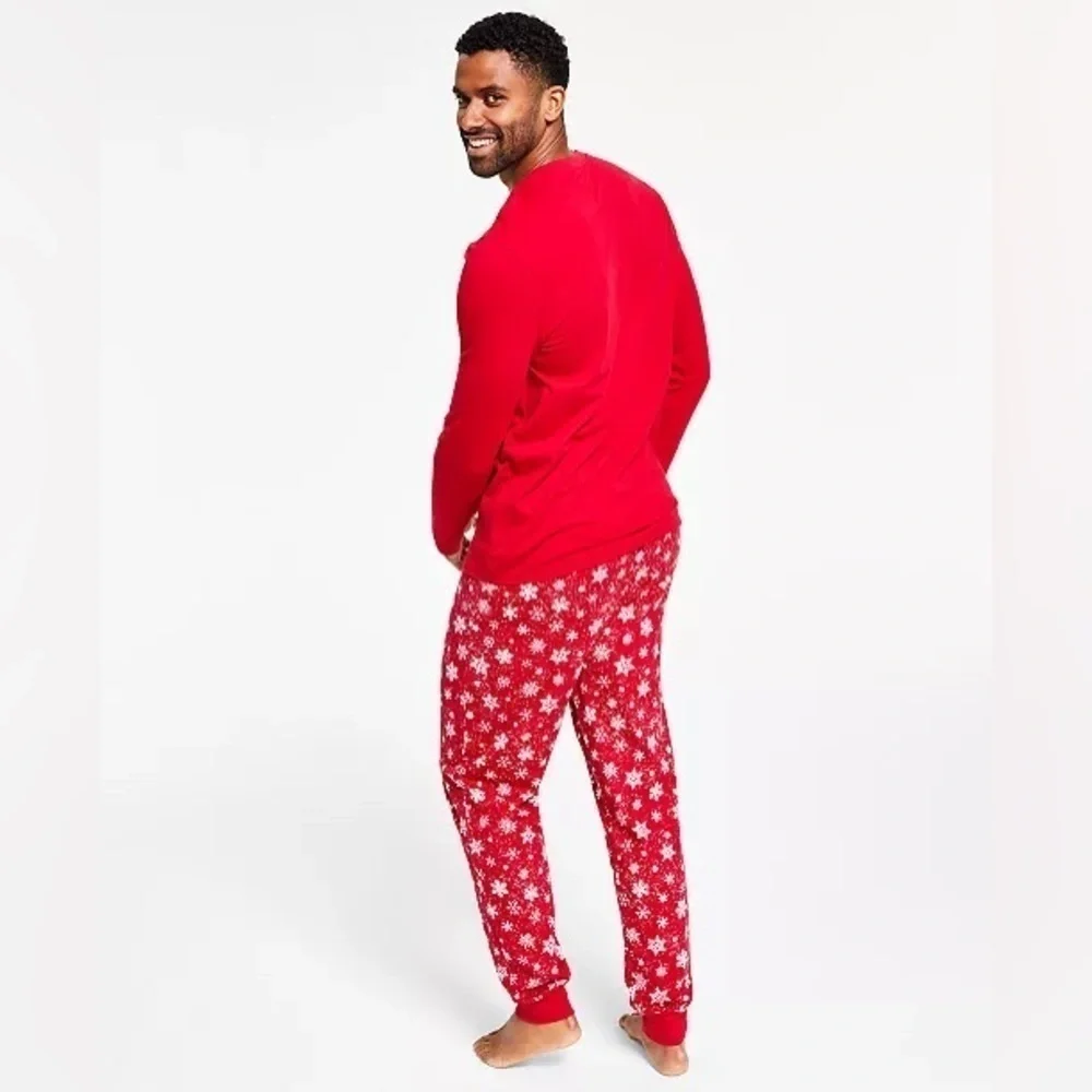 Macy’s Family PJ’s Matching Men's Merry Snowflake Red Christmas Holiday Pajamas